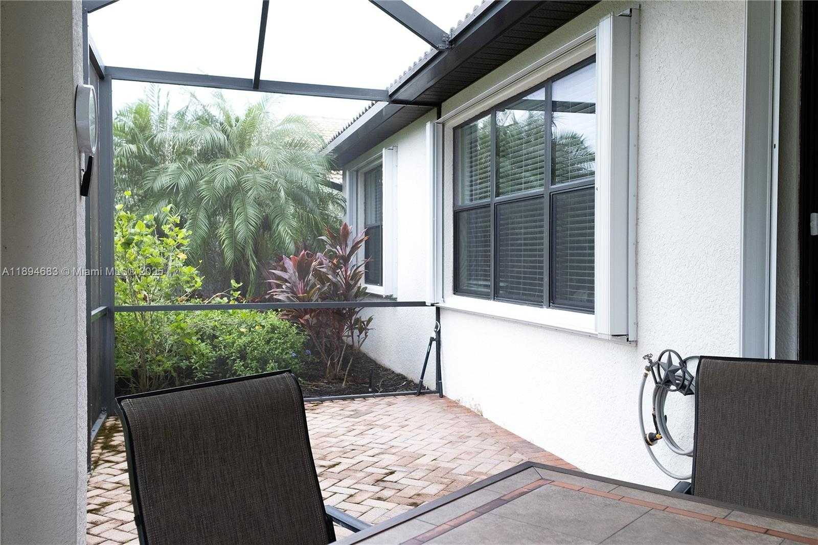 Small Image of 6268 VICTORY DR, Ave Maria Number 27