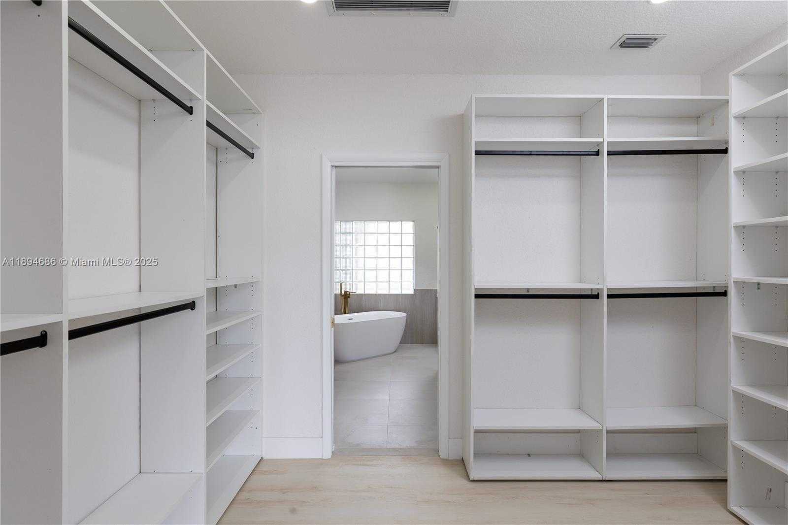 Small Image of 1361 SOUTH WEST 104TH AVE, Pembroke Pines Number 24