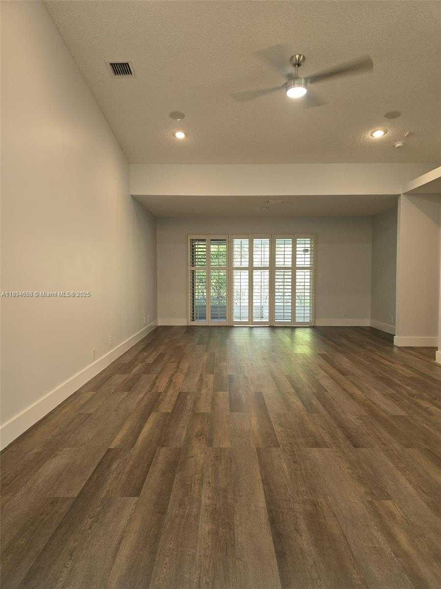 Small Image of 85 SAUSALITO DR, Boynton Beach Number 39