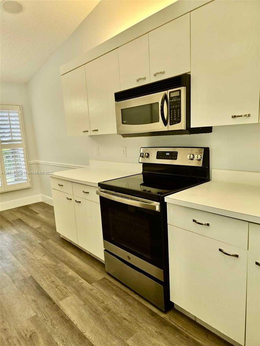 Small Image of 85 SAUSALITO DR, Boynton Beach Number 7