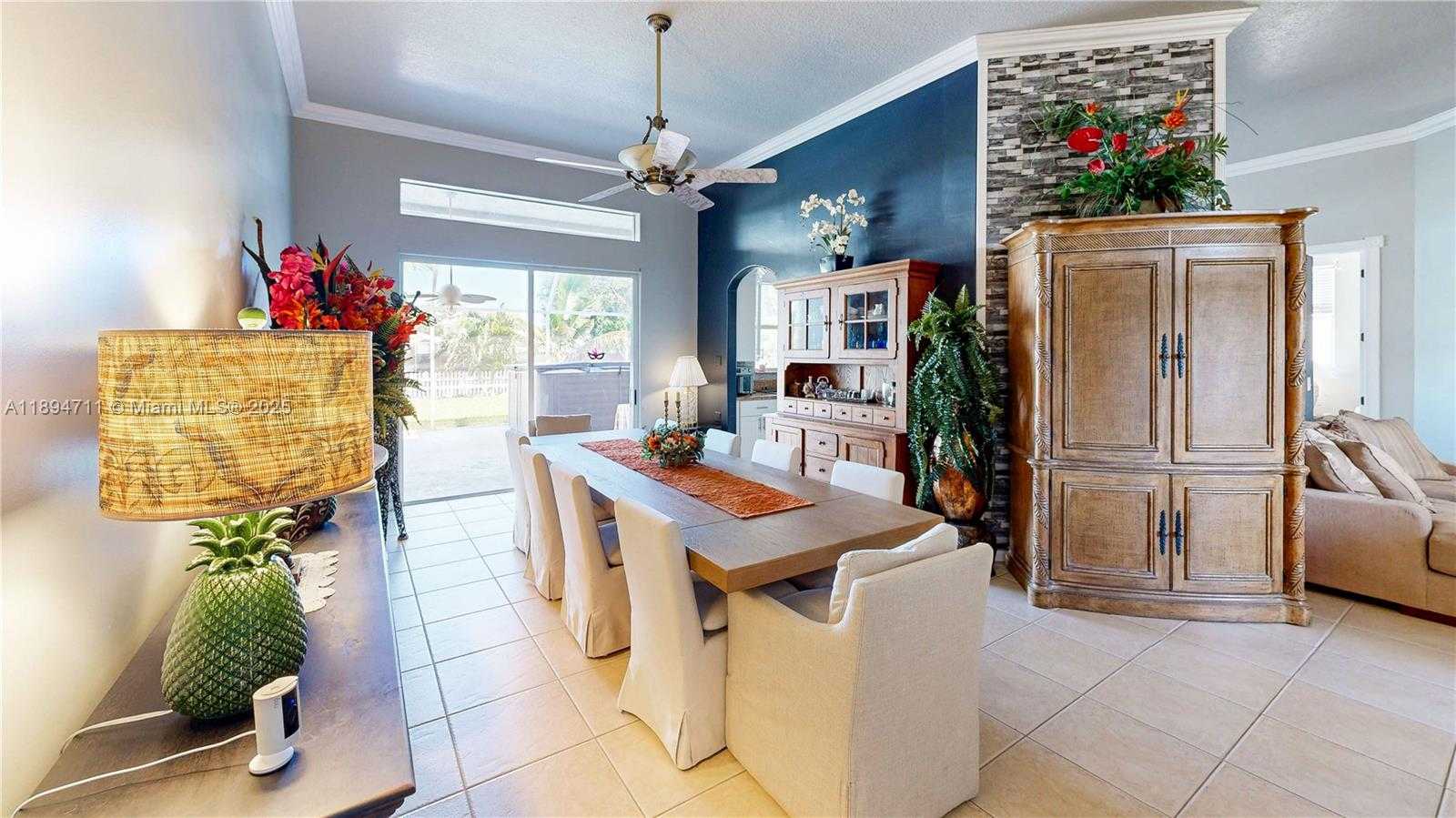 Small Image of 2835 FAIRWAYS DR, Homestead Number 11