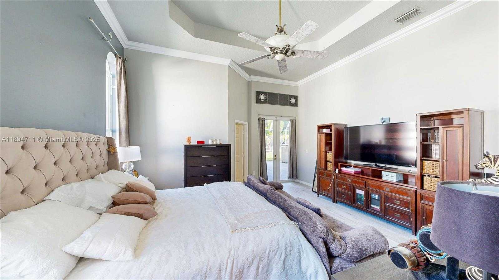 Small Image of 2835 FAIRWAYS DR, Homestead Number 26