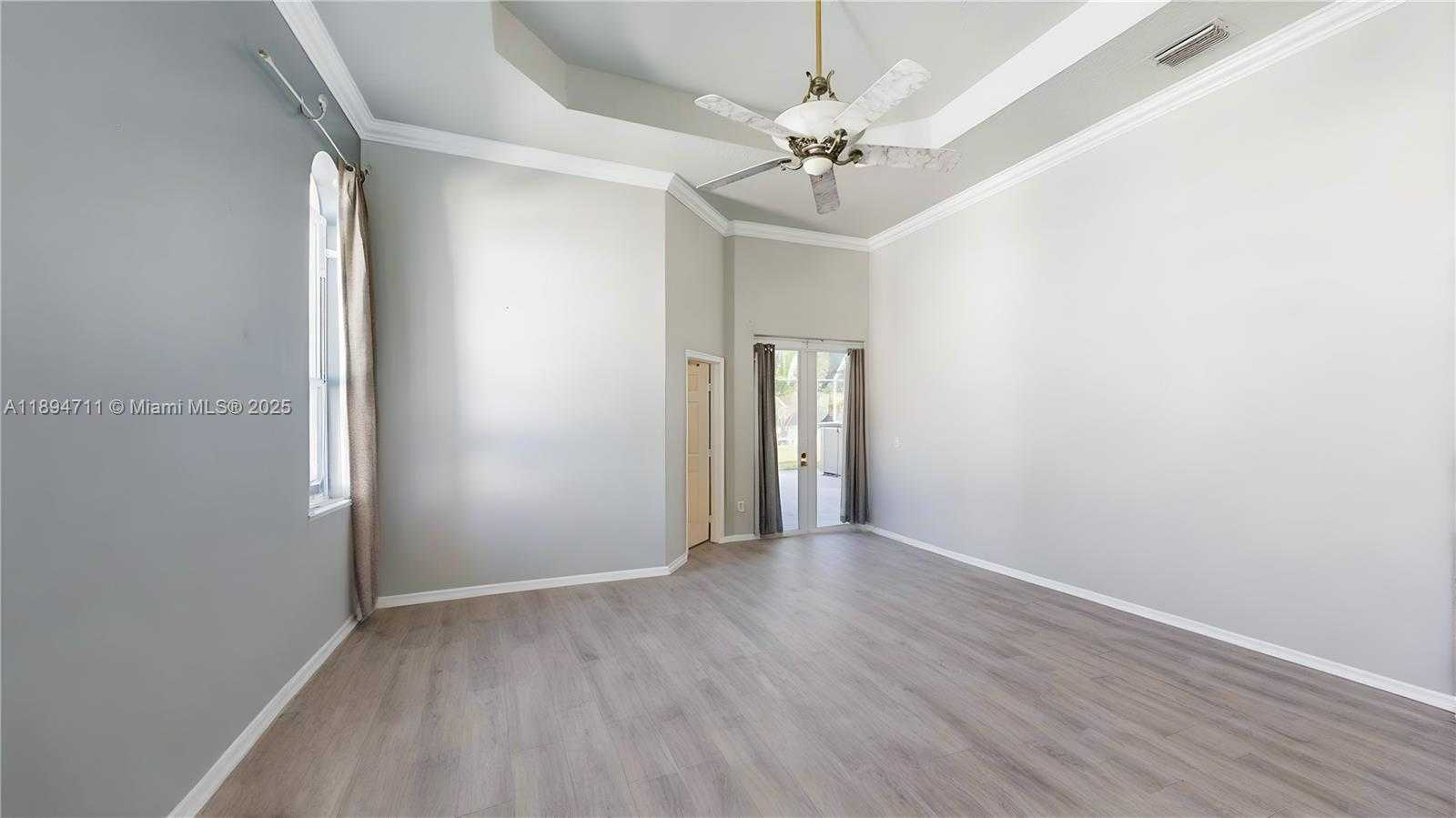 Small Image of 2835 FAIRWAYS DR, Homestead Number 27