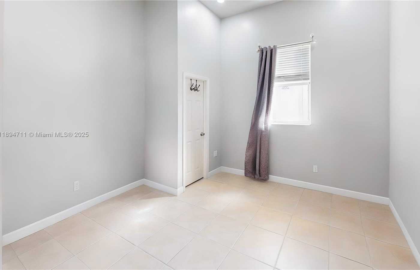 Small Image of 2835 FAIRWAYS DR, Homestead Number 30