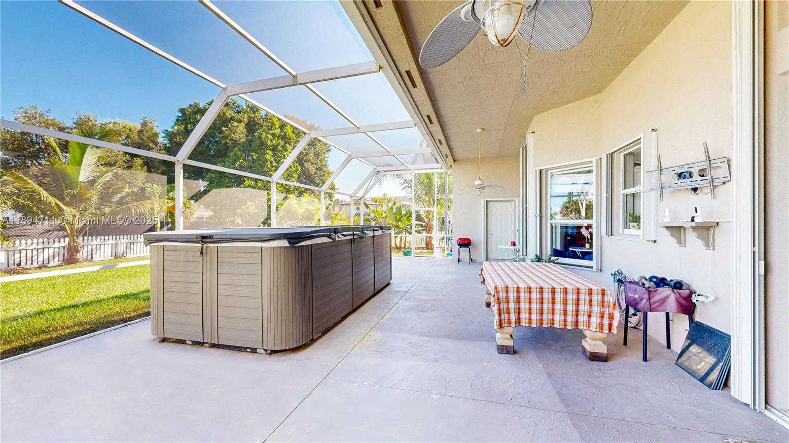 Small Image of 2835 FAIRWAYS DR, Homestead Number 40