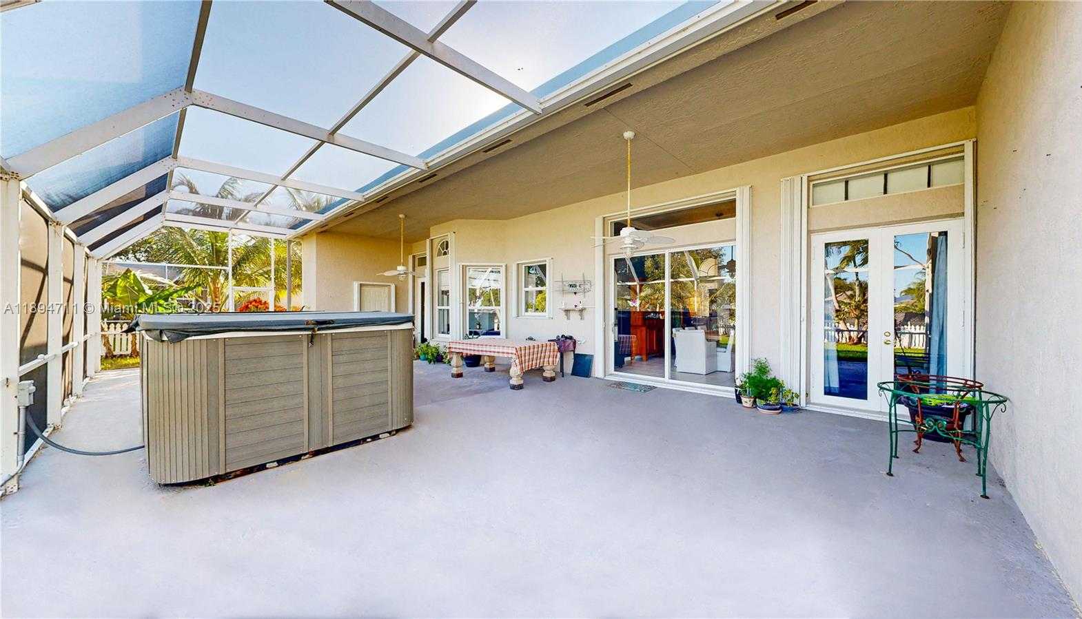 Small Image of 2835 FAIRWAYS DR, Homestead Number 41