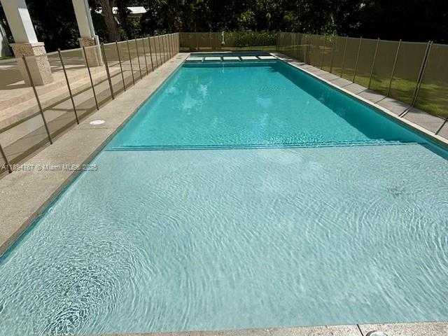 Small Image of 7900 SOUTH WEST 118TH ST, Pinecrest Number 20
