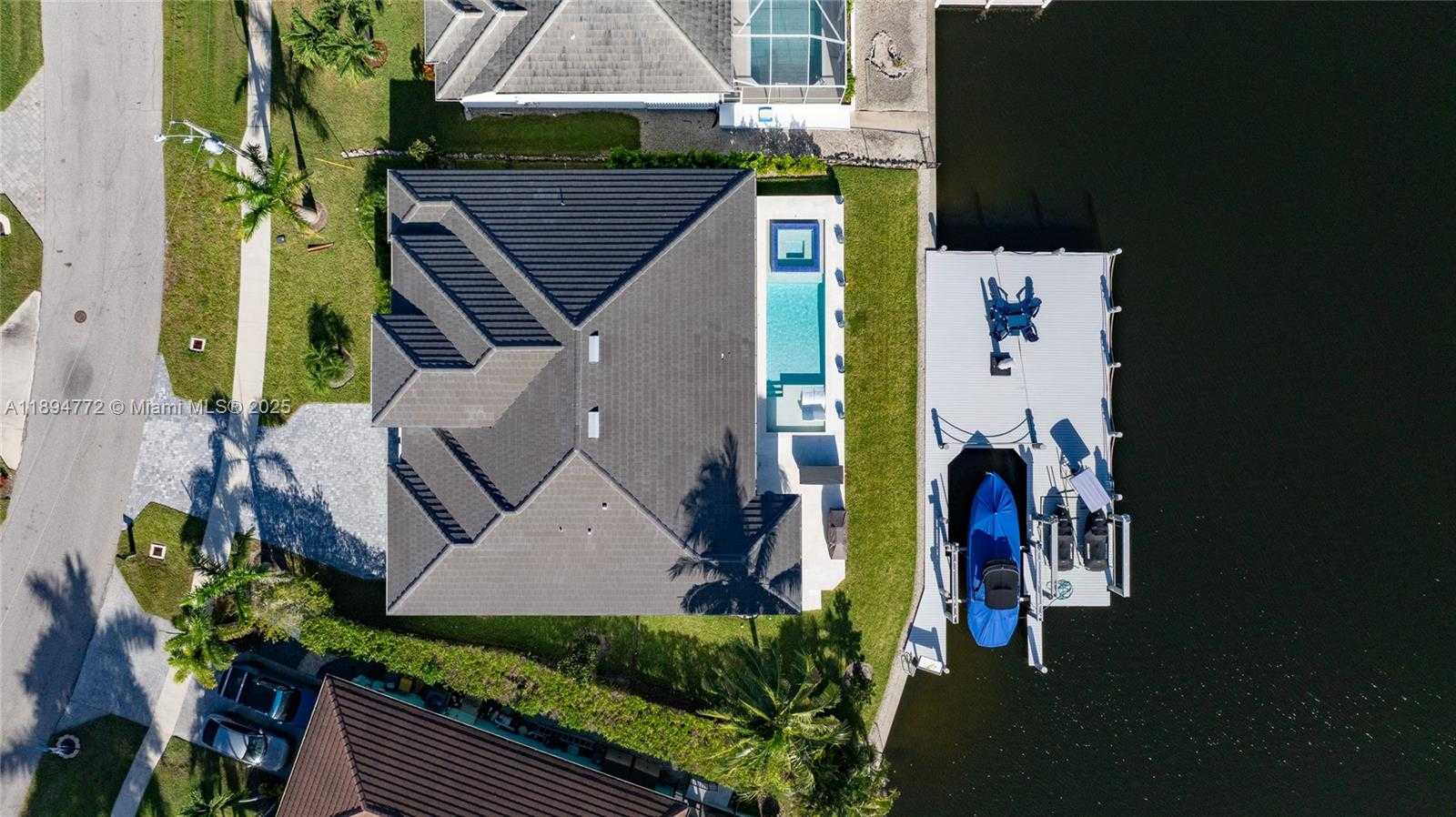 Small Image of 1173 STRAWBERRY CT, Marco Island Number 3