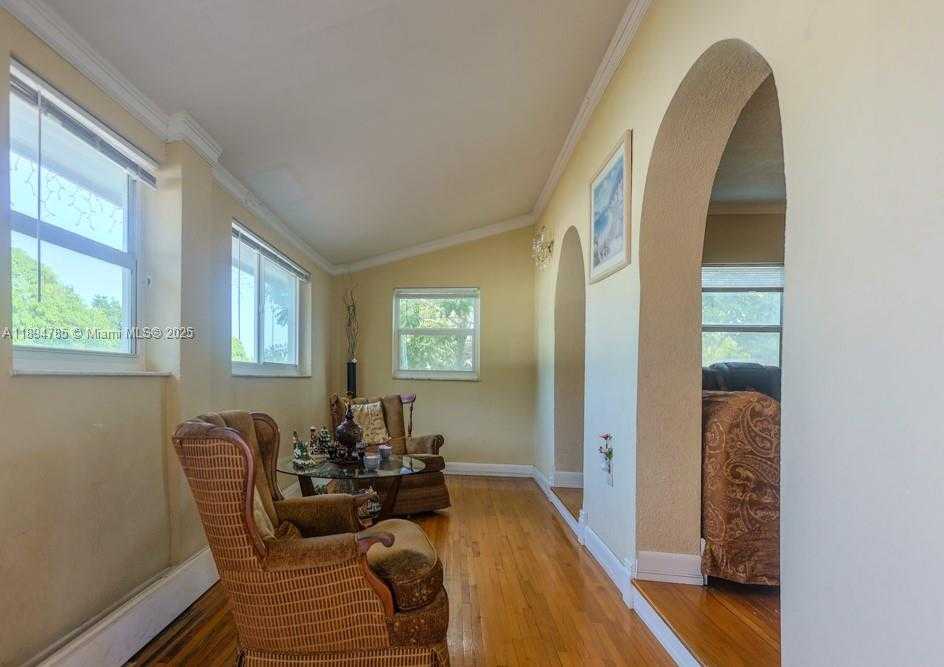 Small Image of 3495 WEST 2ND AVE, Hialeah Number 13