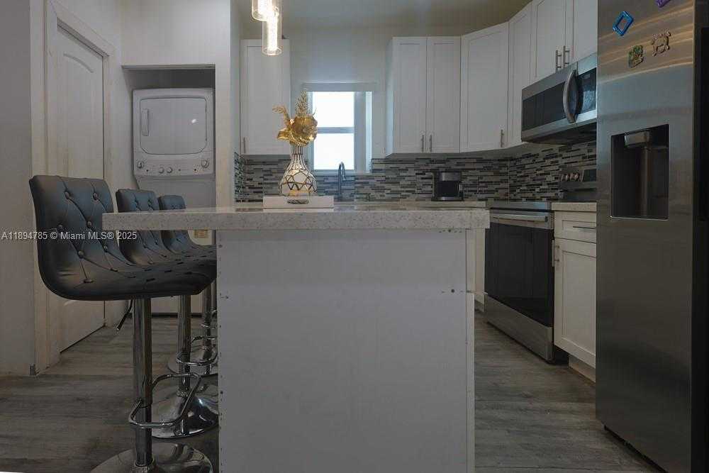 Small Image of 3495 WEST 2ND AVE, Hialeah Number 36