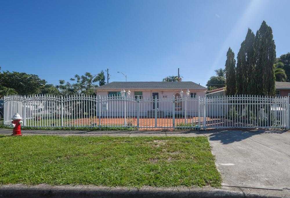 Small Image of 3495 WEST 2ND AVE, Hialeah Number 44