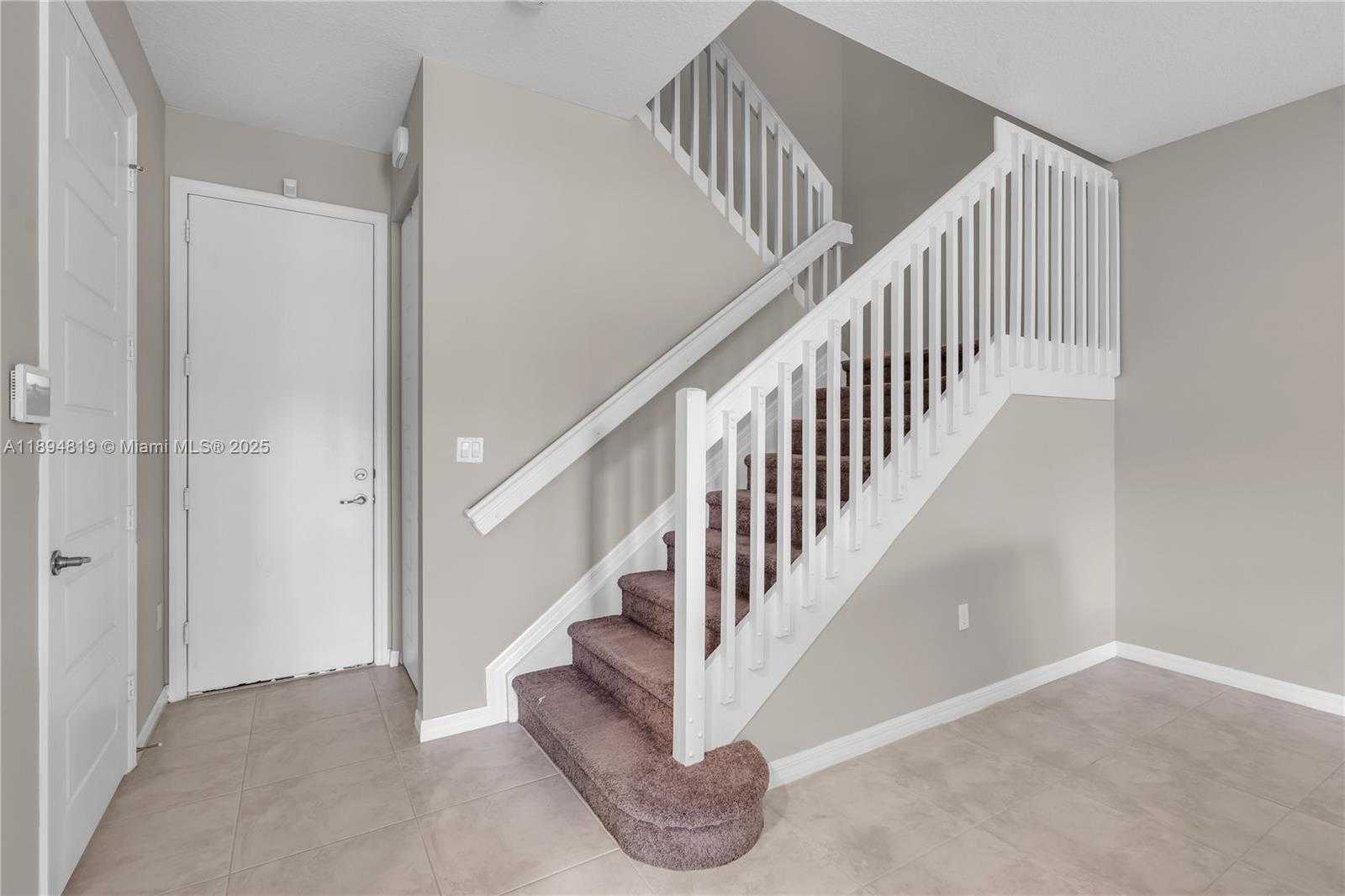 Small Image of Miami Number 17