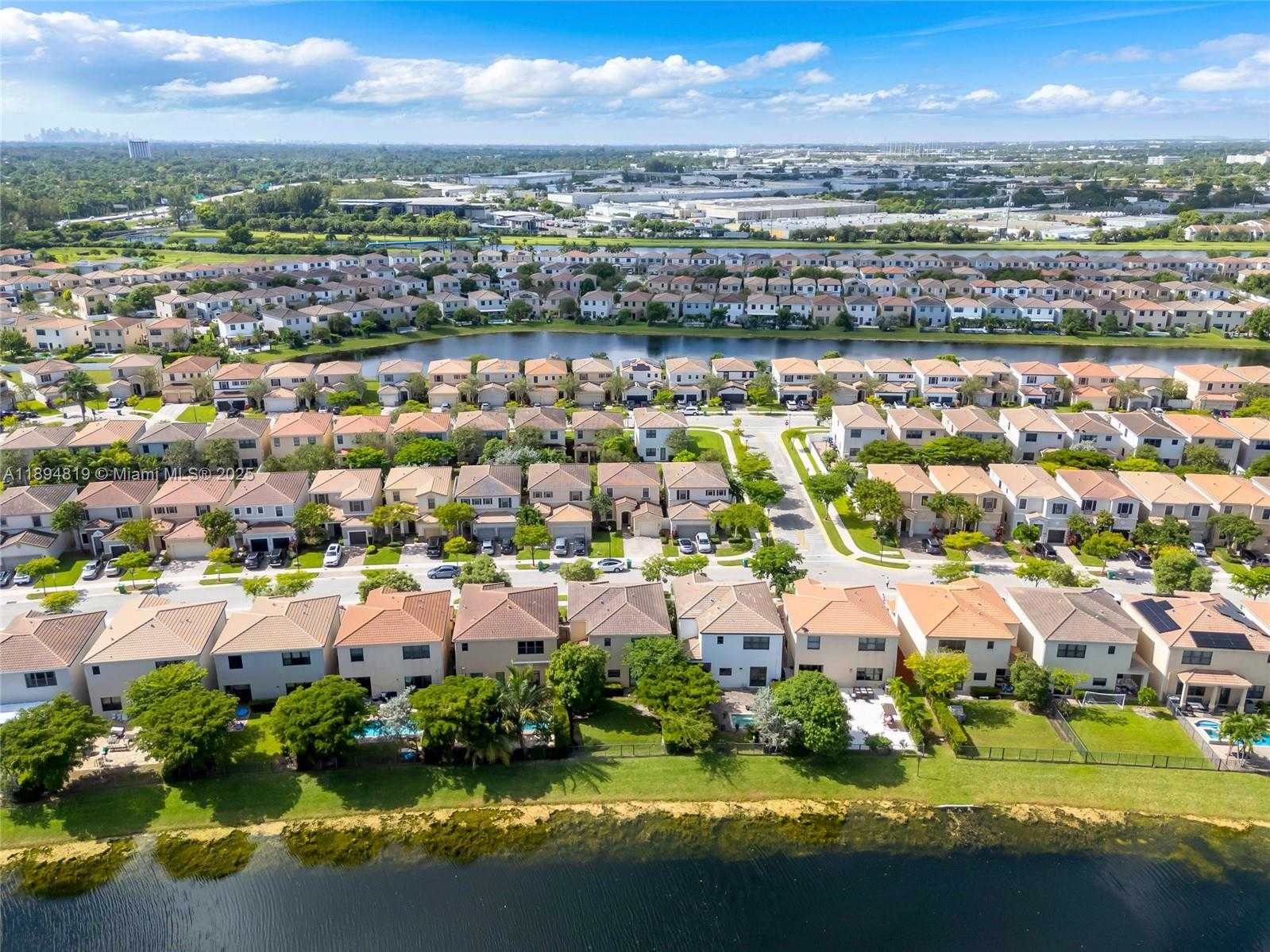 Small Image of Miami Number 72