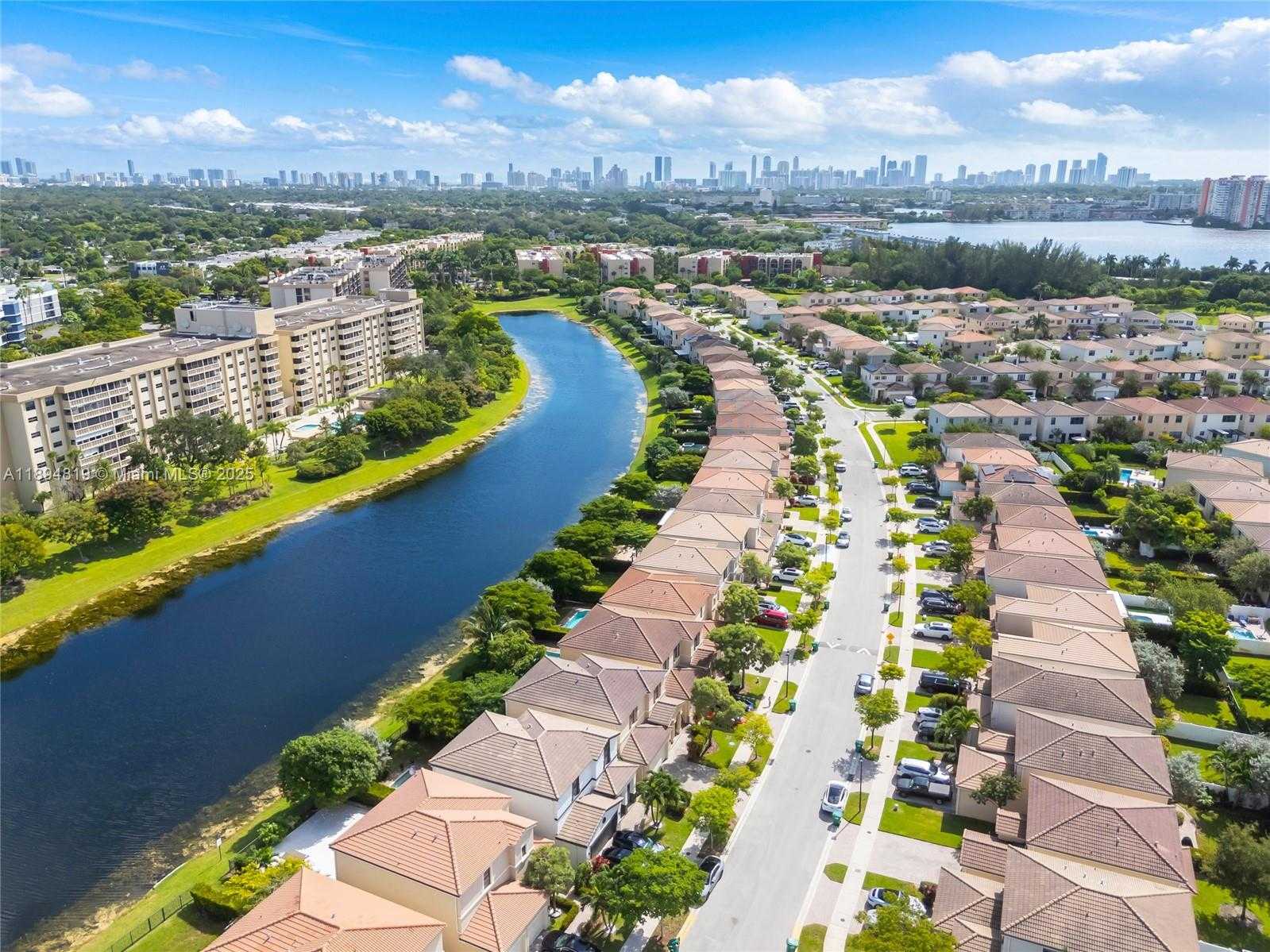 Small Image of Miami Number 74