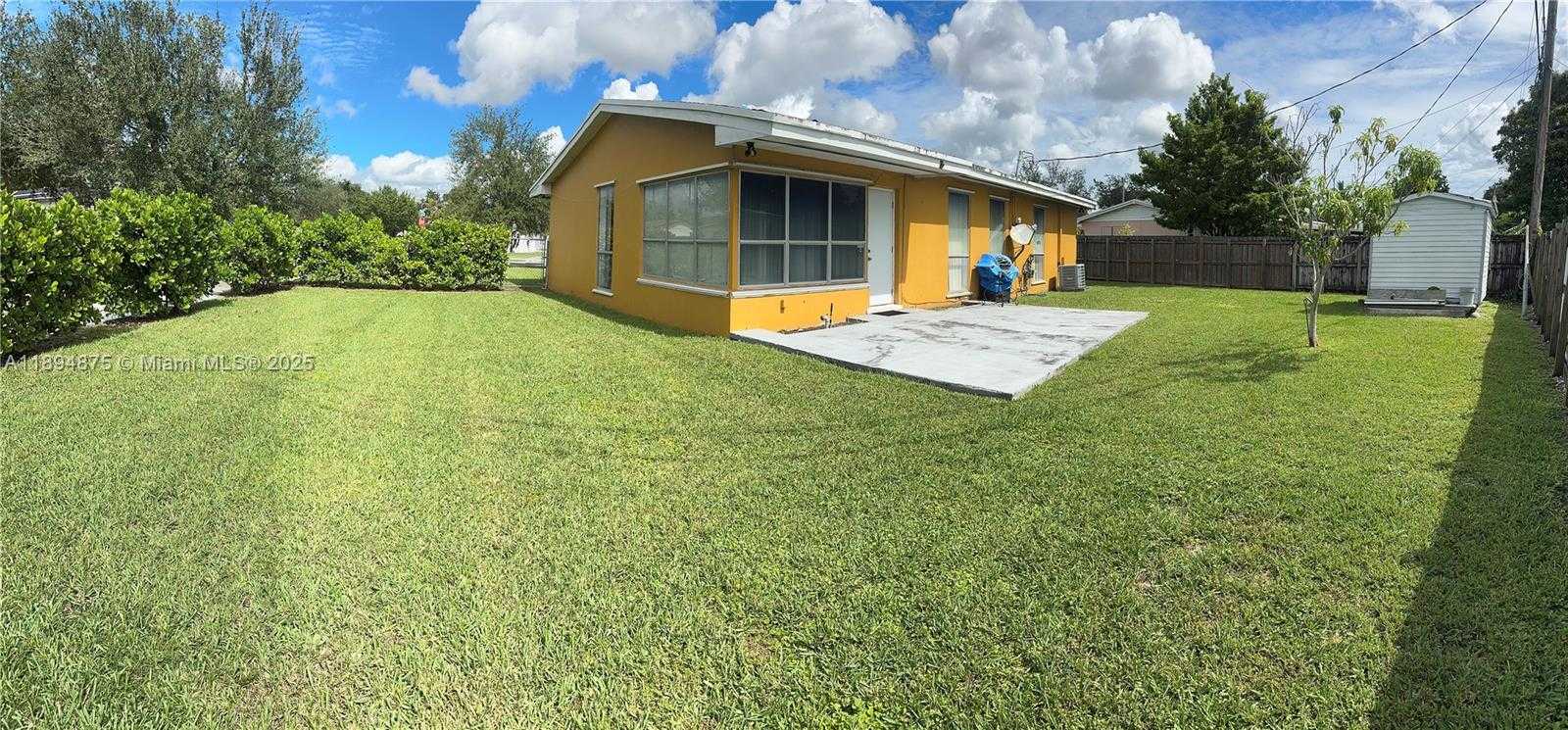 Small Image of 10610 SOUTH WEST 204TH TER, Cutler Bay Number 12