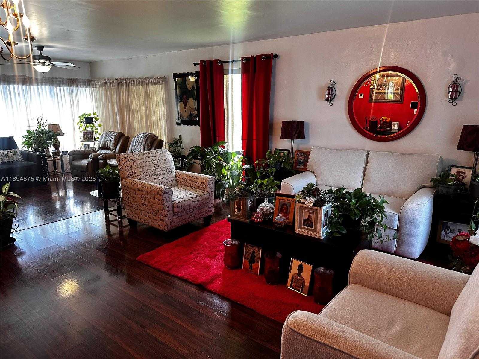 Small Image of 10610 SOUTH WEST 204TH TER, Cutler Bay Number 3
