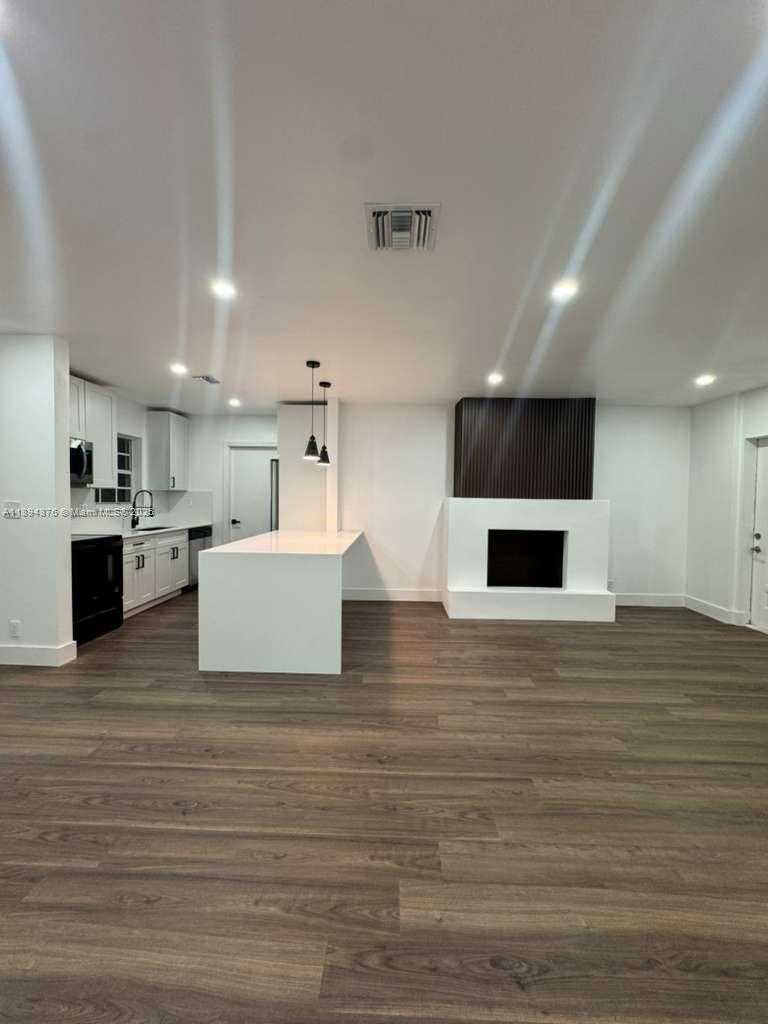 Small Image of 2411 SOUTH WEST 50TH TER, Fort Lauderdale Number 12
