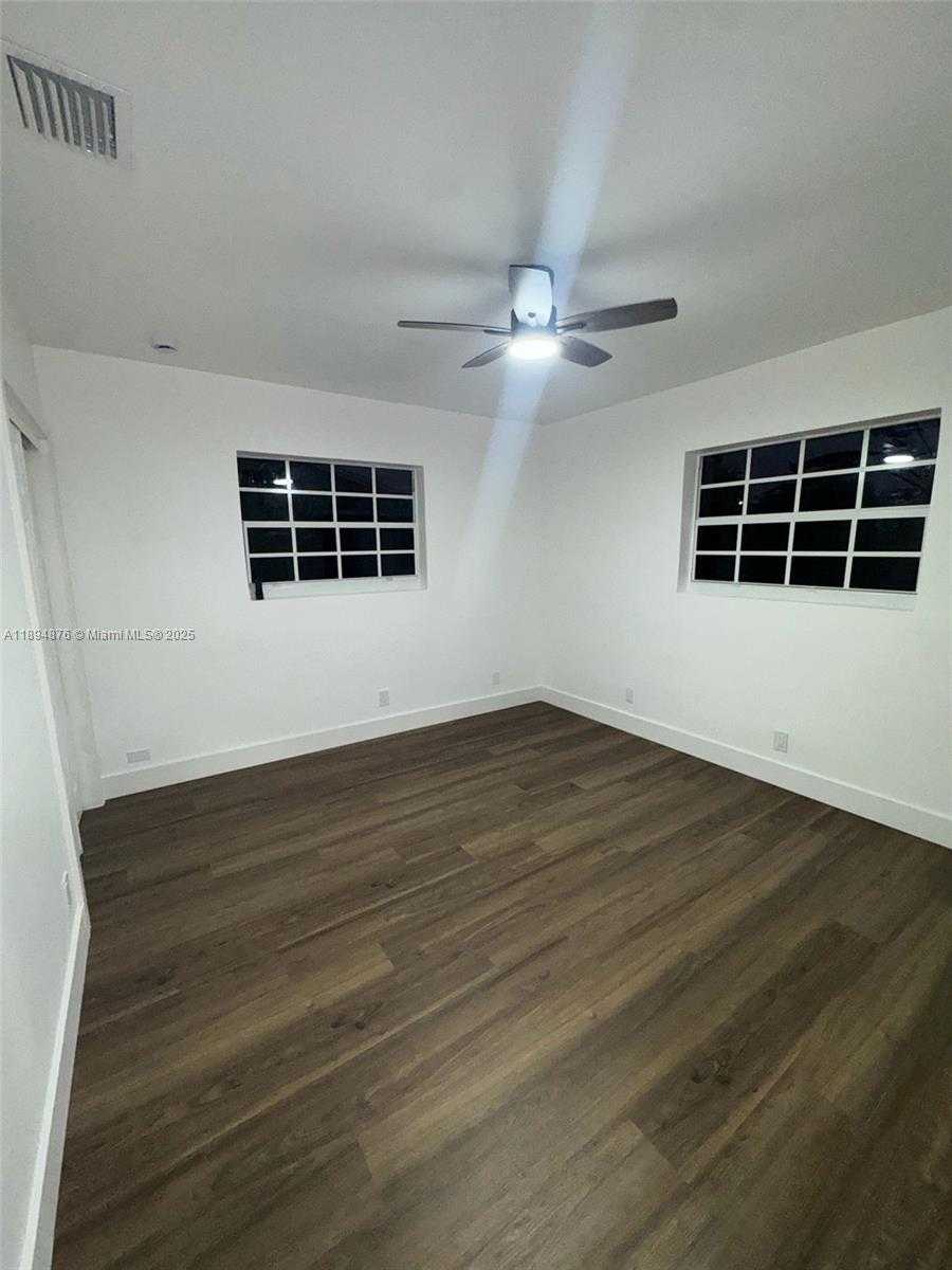 Small Image of 2411 SOUTH WEST 50TH TER, Fort Lauderdale Number 17