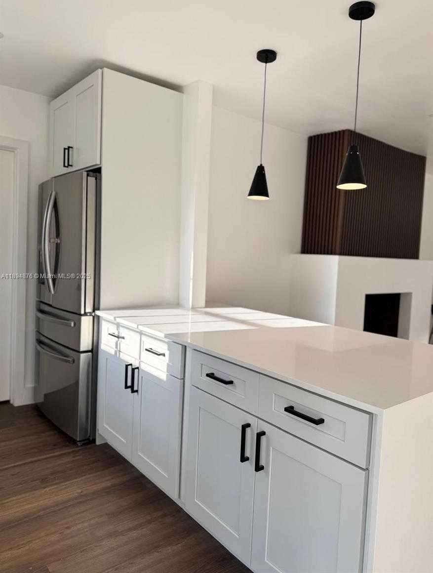 Small Image of 2411 SOUTH WEST 50TH TER, Fort Lauderdale Number 9