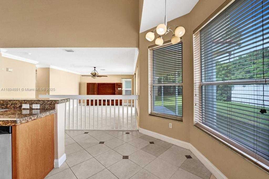 Small Image of 2434 SOUTH WEST 157TH AVE, Miramar Number 13