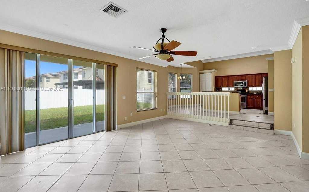 Small Image of 2434 SOUTH WEST 157TH AVE, Miramar Number 19