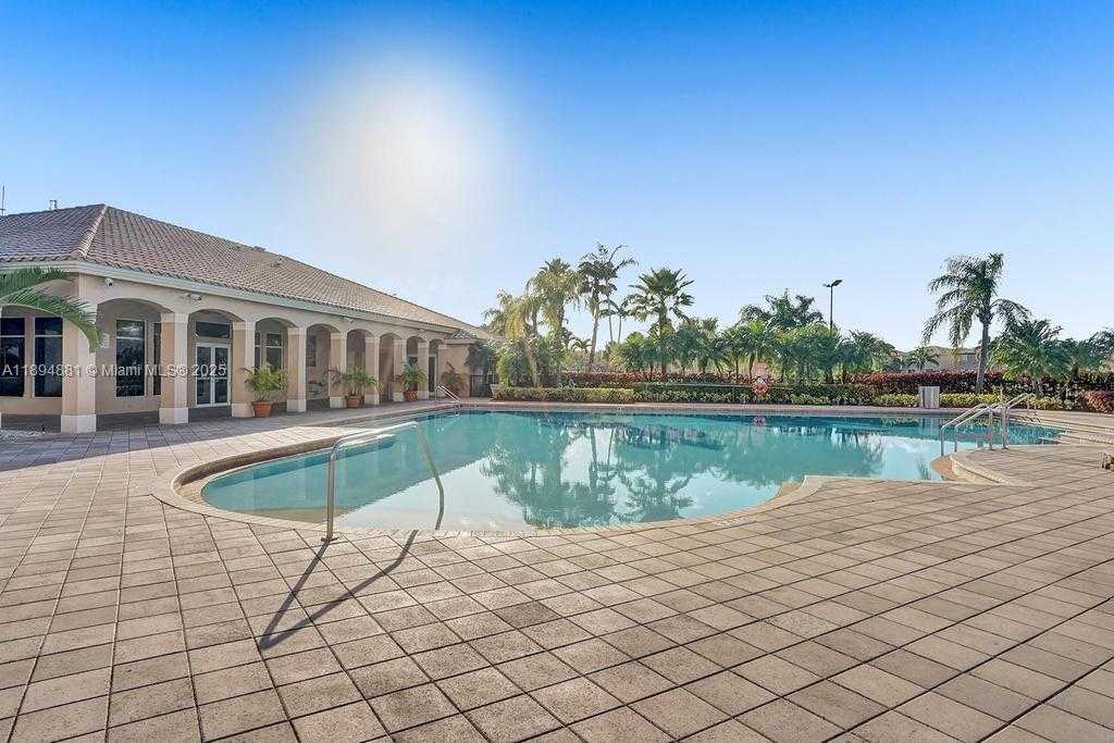 Small Image of 2434 SOUTH WEST 157TH AVE, Miramar Number 4