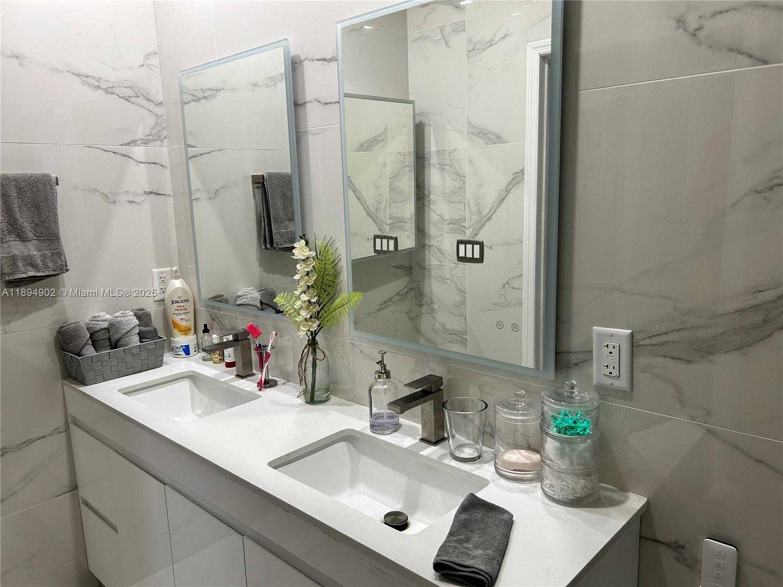 Small Image of 11938 SOUTH WEST 241ST ST, Homestead Number 20
