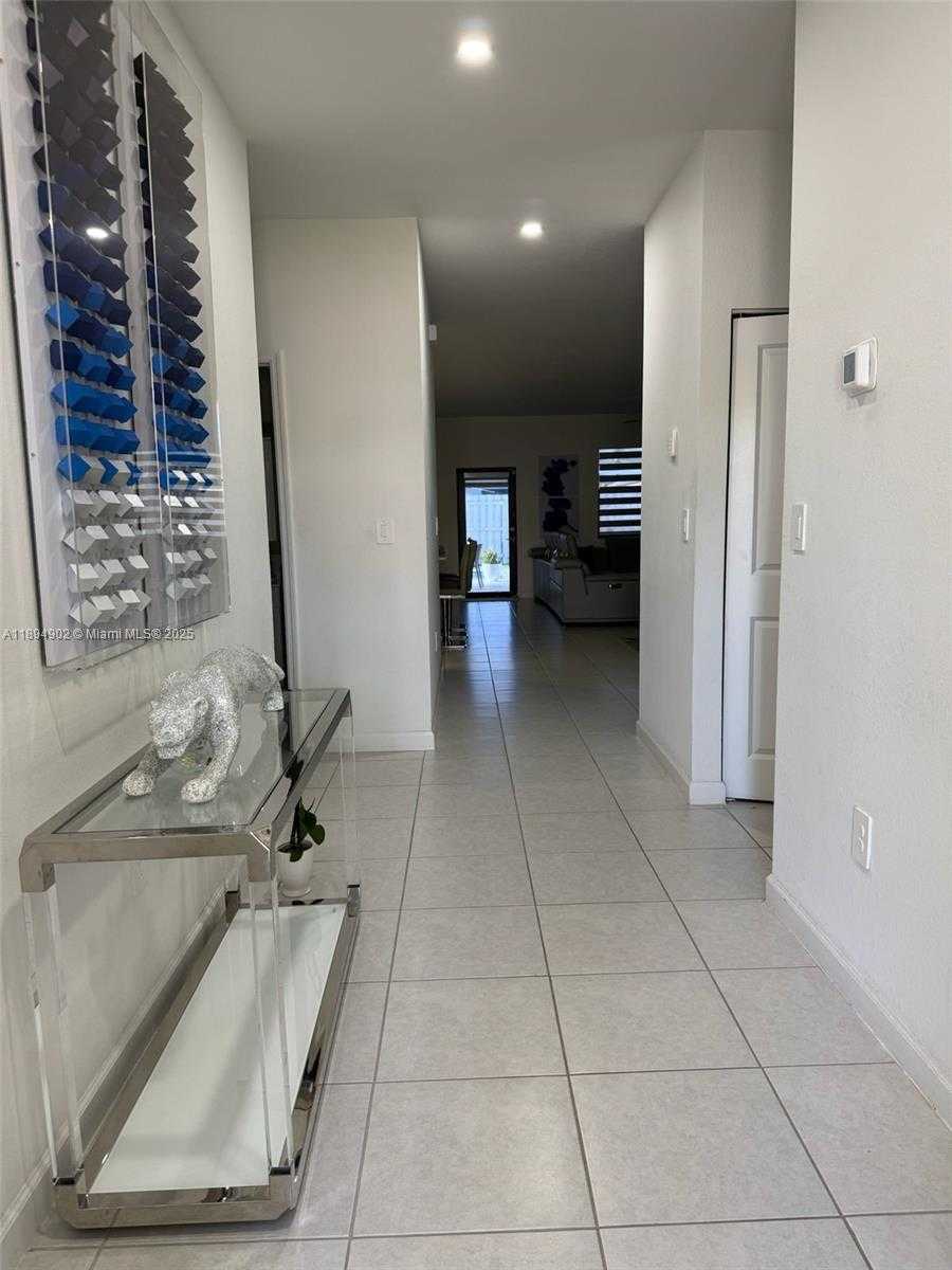Small Image of 11938 SOUTH WEST 241ST ST, Homestead Number 90