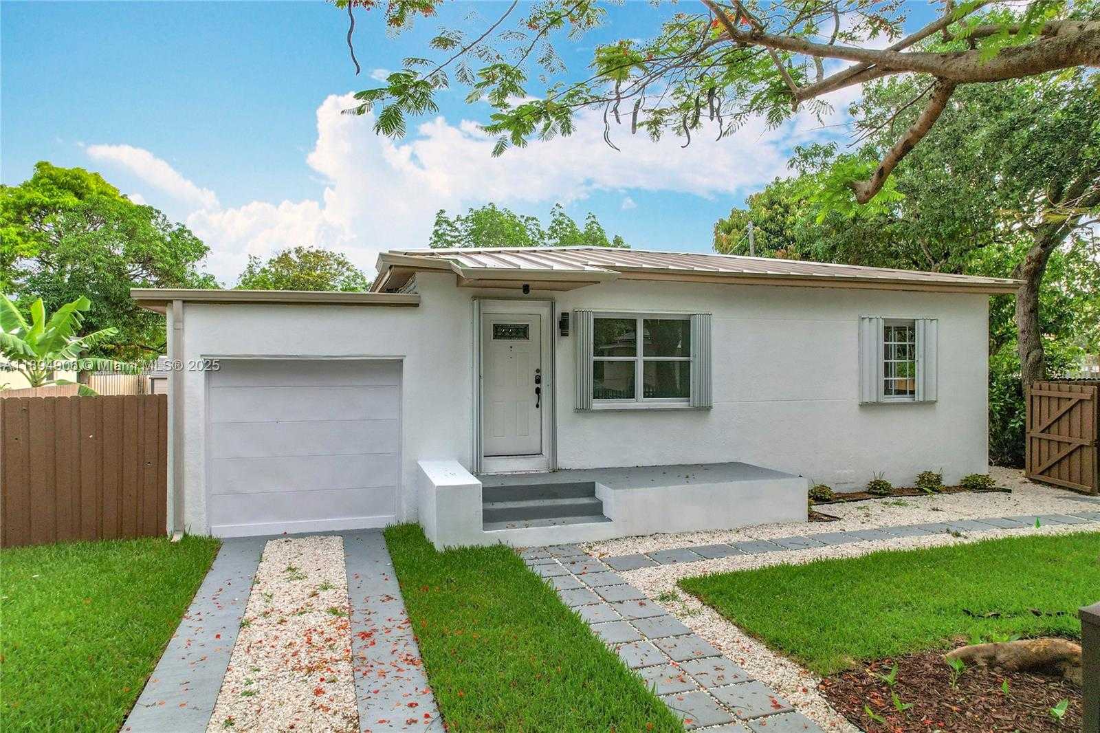 Small Image of 1535 NORTH WEST 124TH ST, North Miami Number 2