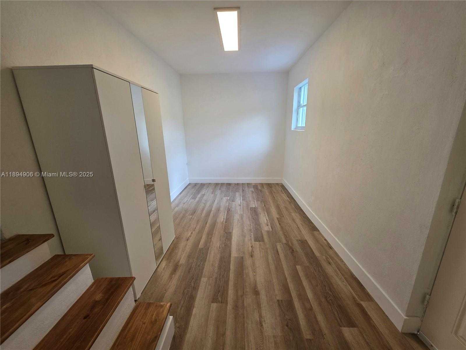 Small Image of 1535 NORTH WEST 124TH ST, North Miami Number 24