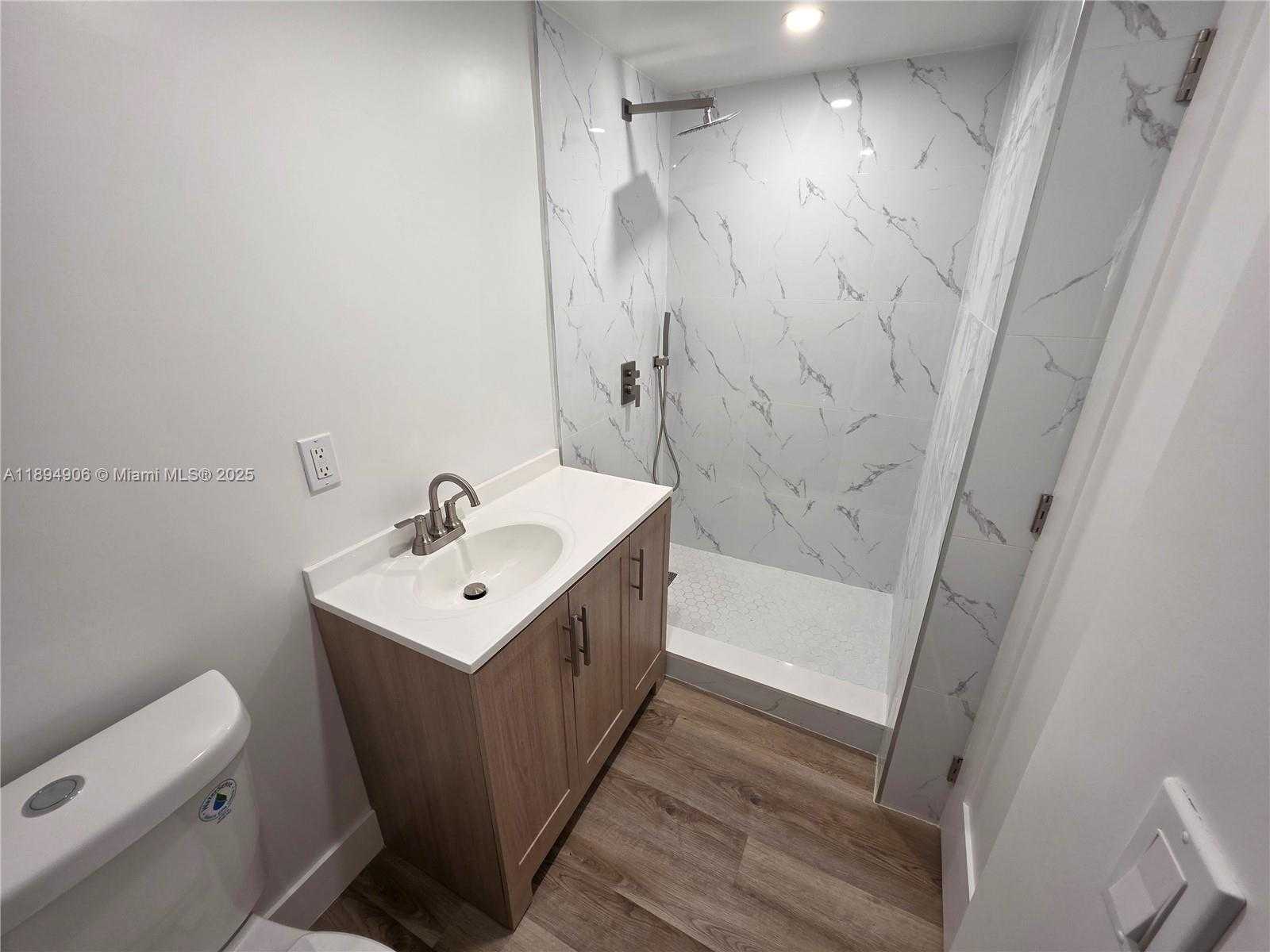 Small Image of 1535 NORTH WEST 124TH ST, North Miami Number 26