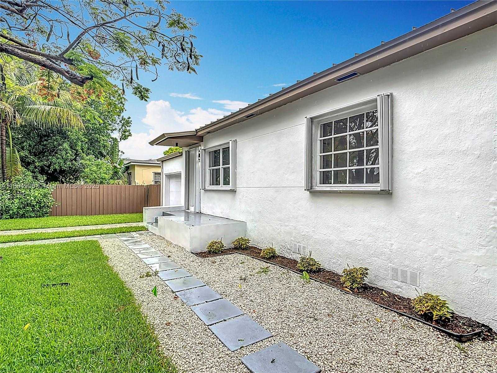 Small Image of 1535 NORTH WEST 124TH ST, North Miami Number 5