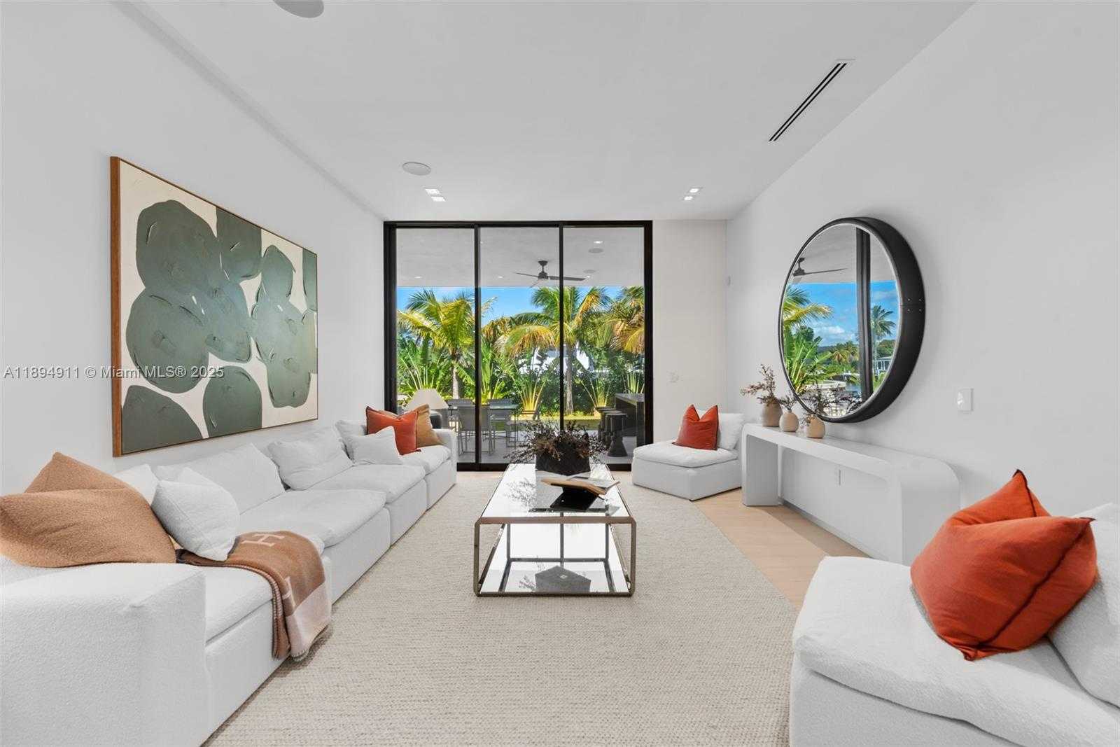 Small Image of 478 TAMARIND DR, Hallandale Beach Number 14