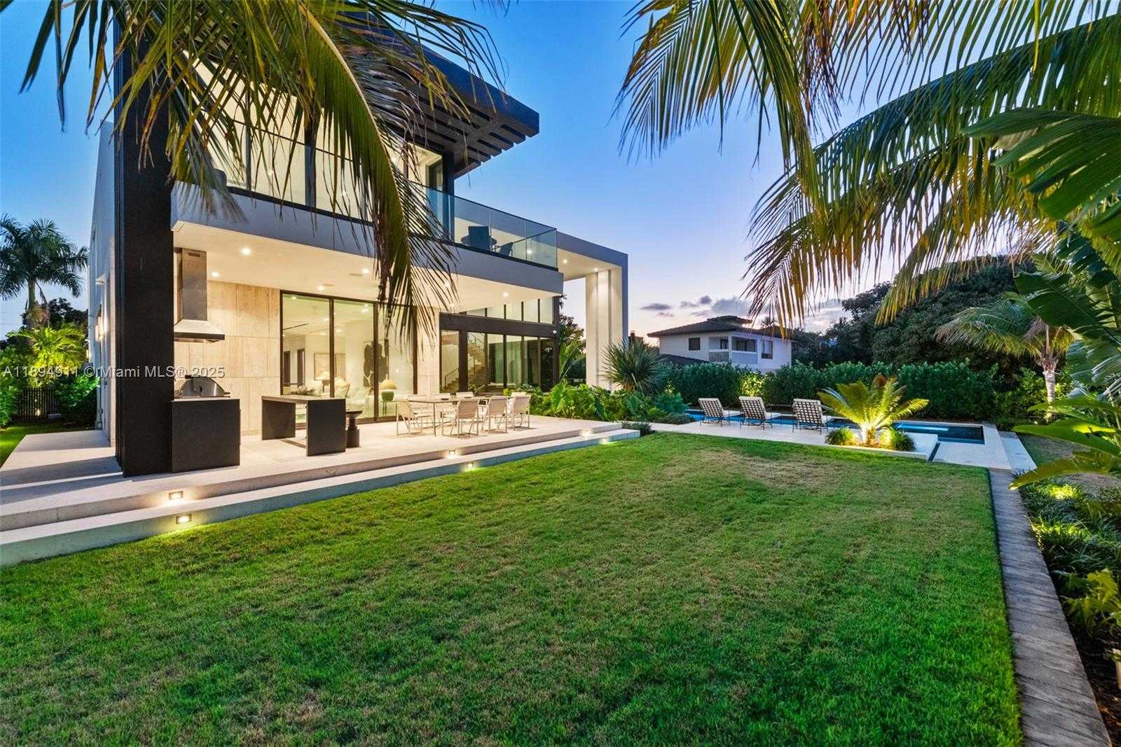 Small Image of 478 TAMARIND DR, Hallandale Beach Number 67