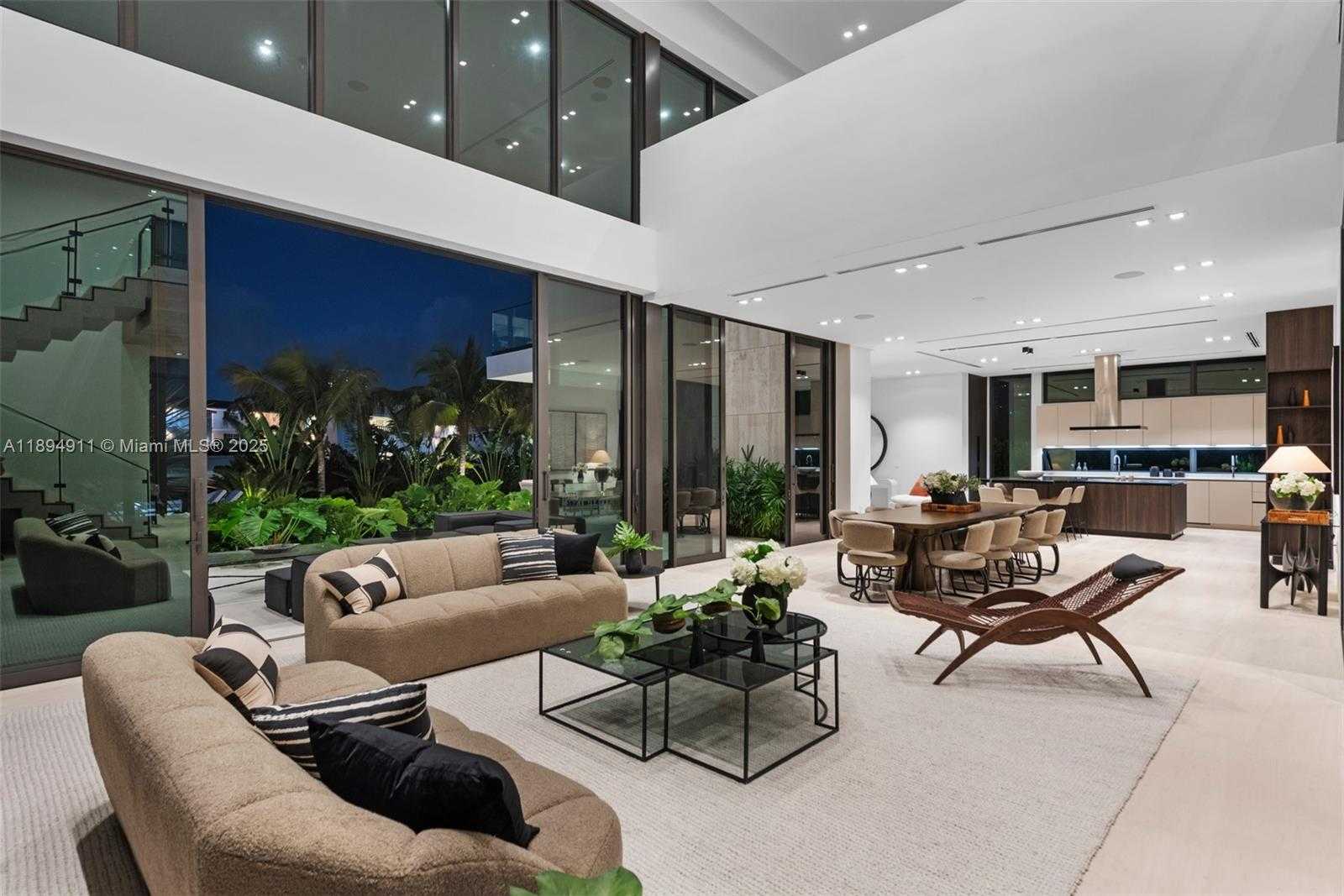 Small Image of 478 TAMARIND DR, Hallandale Beach Number 80