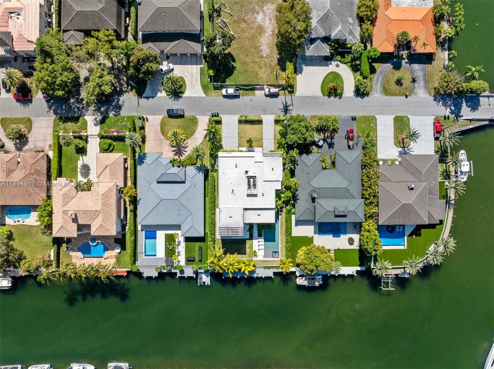 Small Image of 478 TAMARIND DR, Hallandale Beach Number 90
