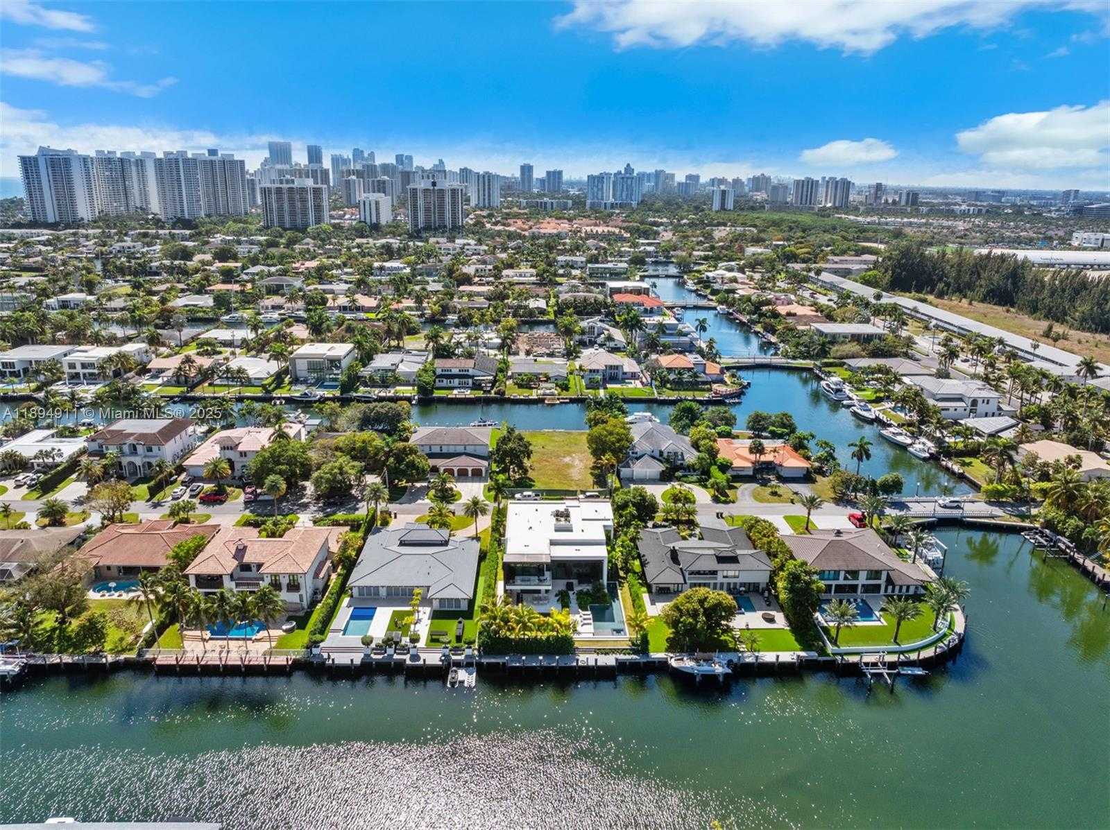 Small Image of 478 TAMARIND DR, Hallandale Beach Number 91