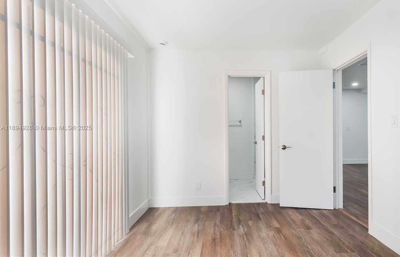 Small Image of 223 SOUTH WEST 1ST CT, Pompano Beach Number 13