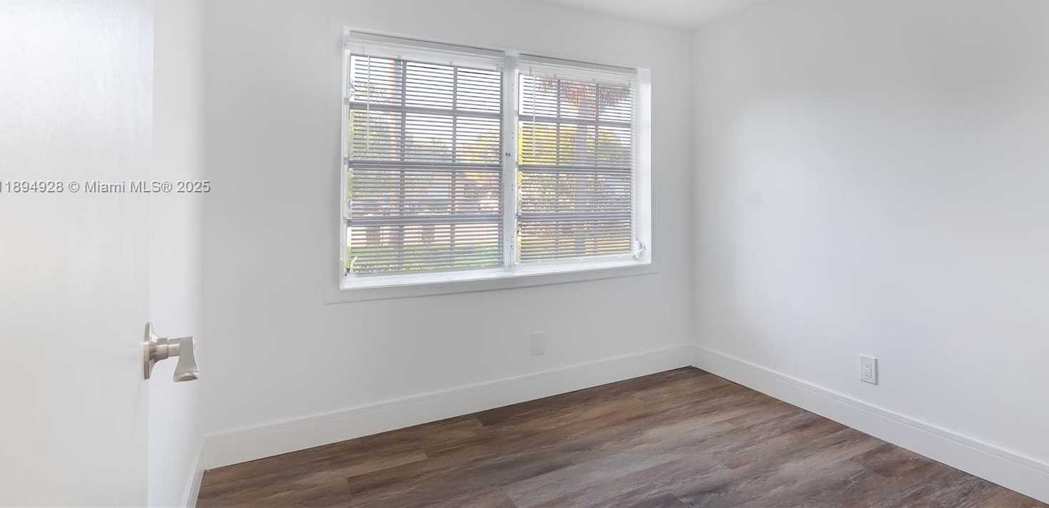 Small Image of 223 SOUTH WEST 1ST CT, Pompano Beach Number 18