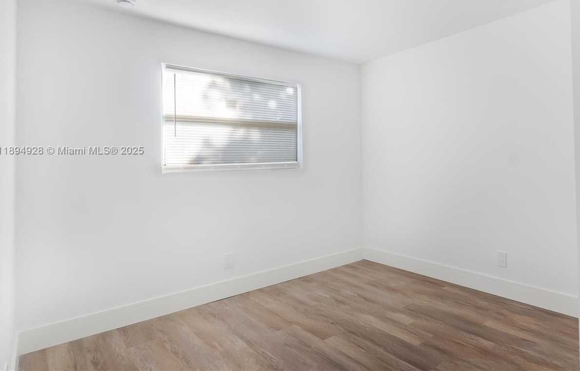 Small Image of 223 SOUTH WEST 1ST CT, Pompano Beach Number 19