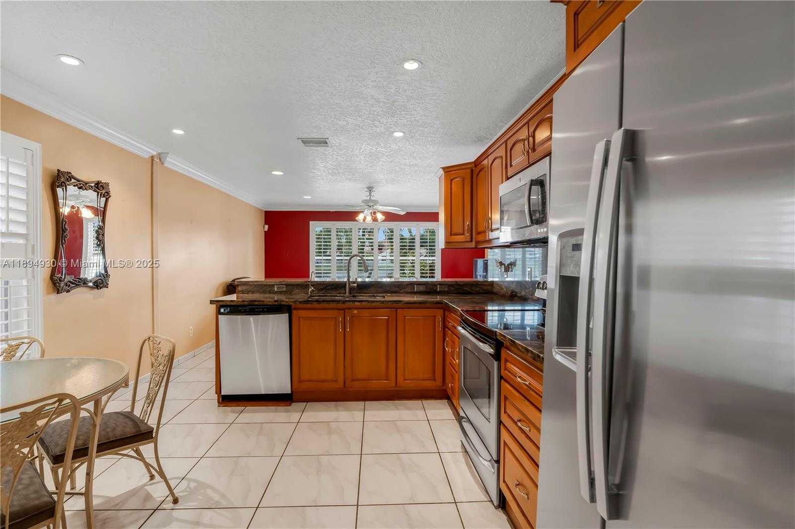 Small Image of 18144 SOUTH WEST 20TH ST, Miramar Number 15