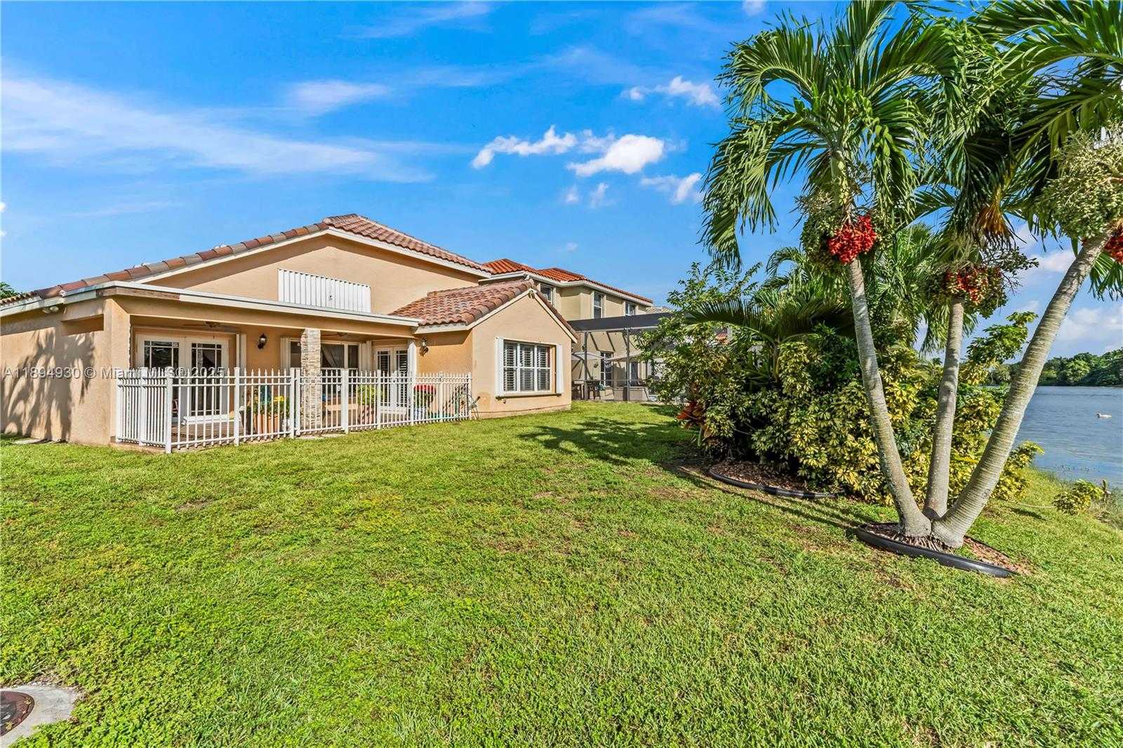 Small Image of 18144 SOUTH WEST 20TH ST, Miramar Number 29