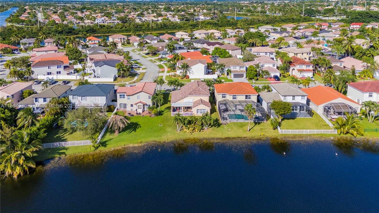 Small Image of 18144 SOUTH WEST 20TH ST, Miramar Number 4