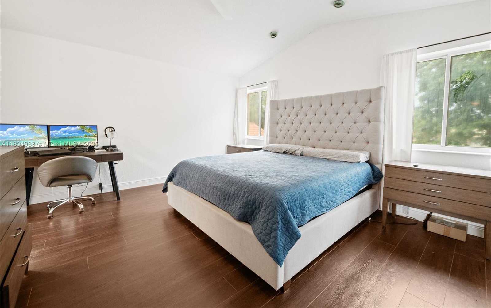 Small Image of 1611 SOUTH WEST 158TH AVE, Pembroke Pines Number 14