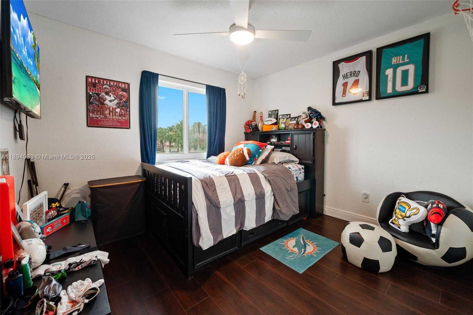 Small Image of 1611 SOUTH WEST 158TH AVE, Pembroke Pines Number 18