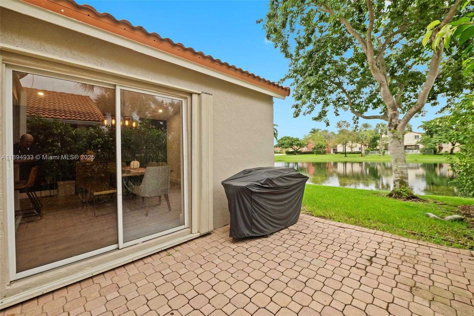 Small Image of 1611 SOUTH WEST 158TH AVE, Pembroke Pines Number 22