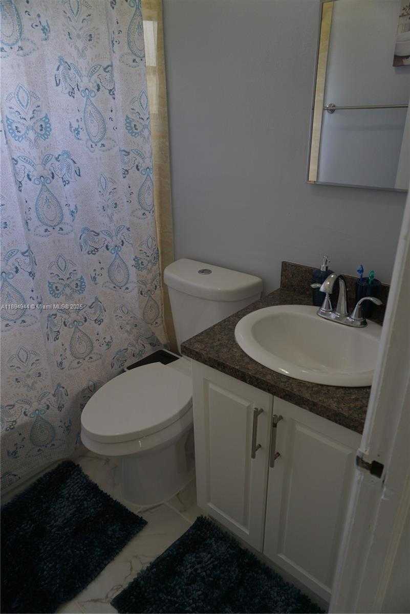 Small Image of 2850 NORTH WEST 170TH ST, Miami Gardens Number 11