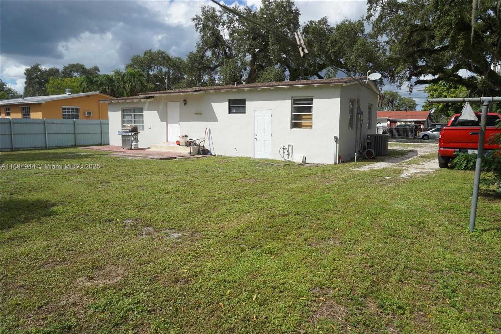 Small Image of 2850 NORTH WEST 170TH ST, Miami Gardens Number 19