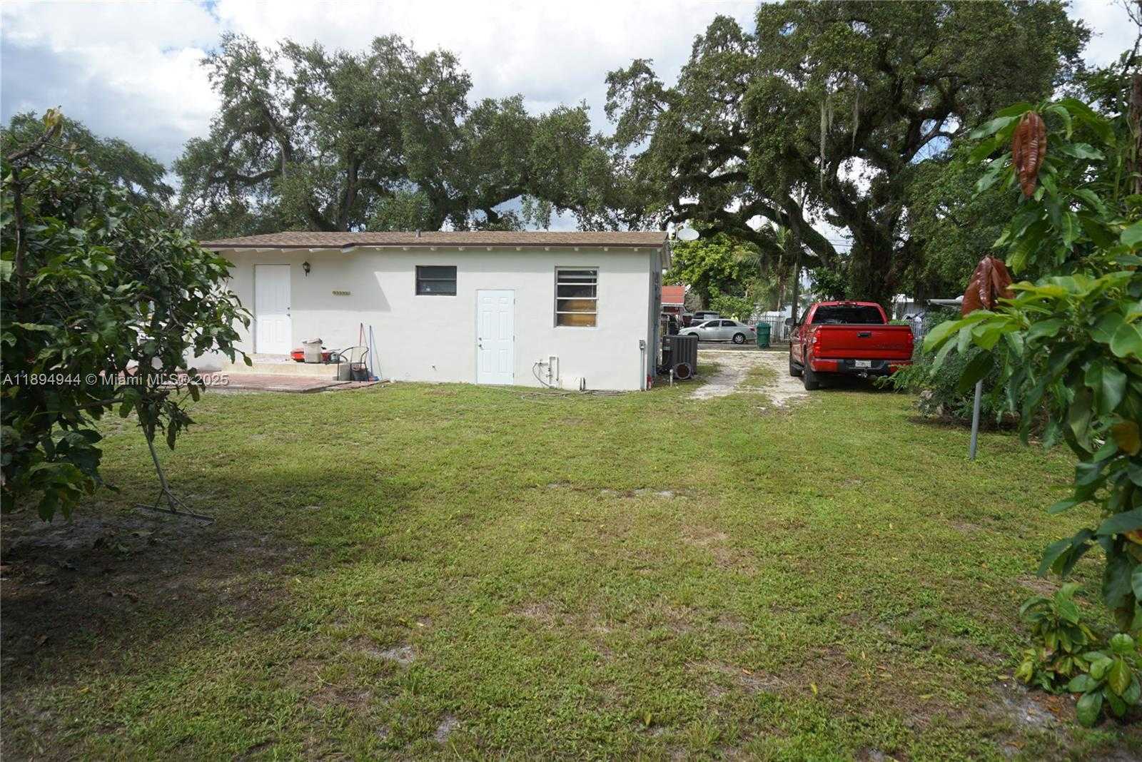 Small Image of 2850 NORTH WEST 170TH ST, Miami Gardens Number 21