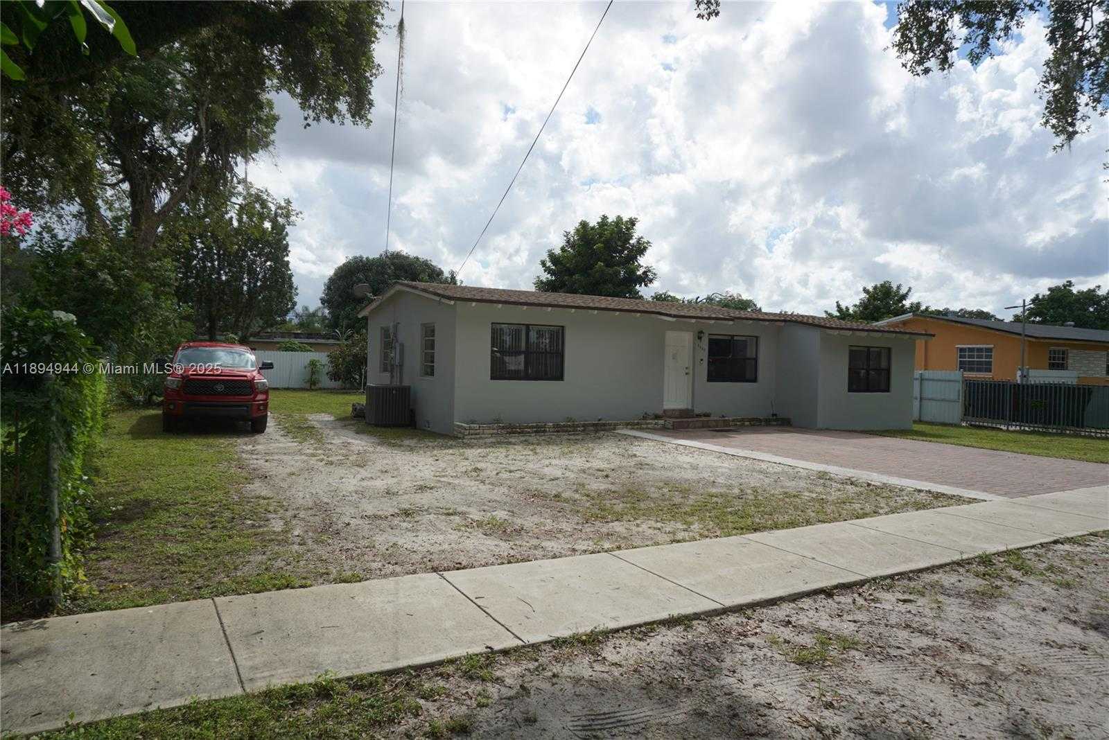 Small Image of 2850 NORTH WEST 170TH ST, Miami Gardens Number 22